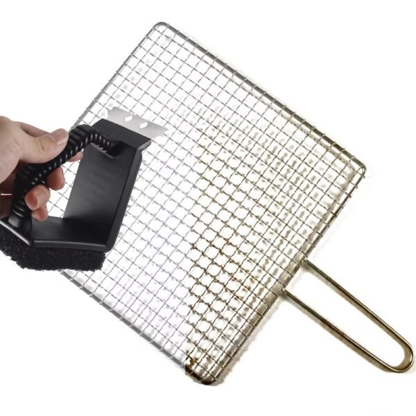 3 in 1 Stainless Steel Bbq Cleaning Wire Grill Brush and Scraper with Reusable Sponge