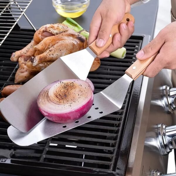 8pcs Stainless Steel Griddle Accessories Kit Flat Top BBQ Grill Spatula Set with Oil Bottle